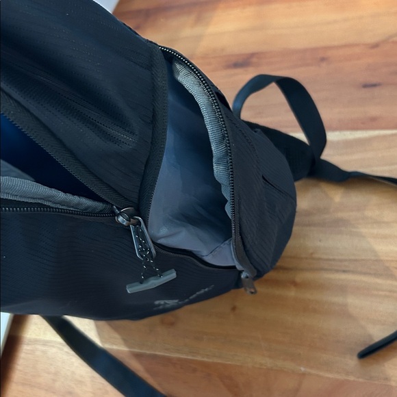 Eagle Creek Like New Travel Bug Mini Black Backpack - Picture 8 of 11